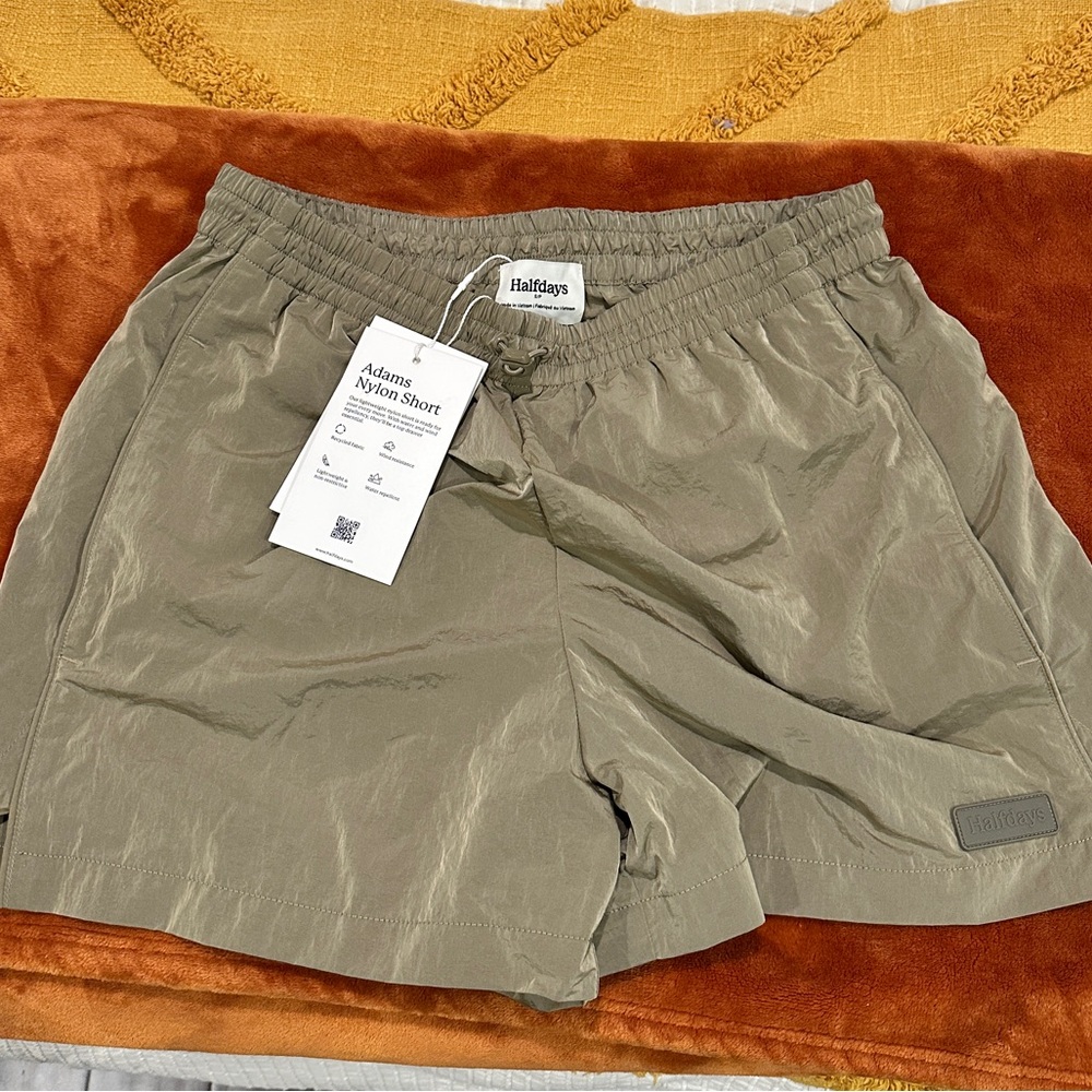 Half days womens shorts